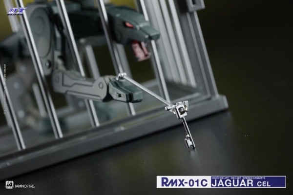Mastermind Creations RMX-01C Perfection Series Jaguar Cel and Cage (2 pack) 