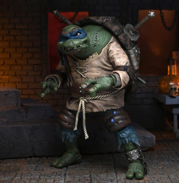 Universal Monsters x TMNT Actionfigur Ultimate Leonardo as The Hunchback