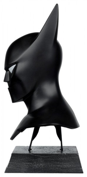 DC Direct Prop Replica 1/3 Batman Cowl (Batman Beyond Animated) 18 cm