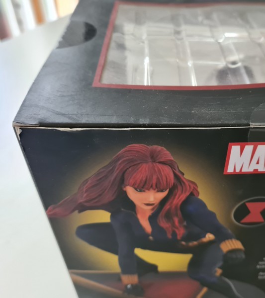 B-item Marvel Gallery PVC Statue Black Window 15 cm - defective packaging