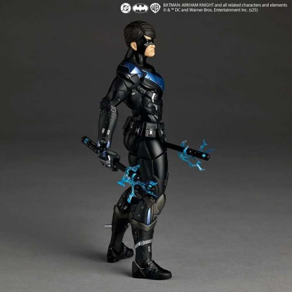 Revoltech A.Y. Dc Nightwing Action Figure