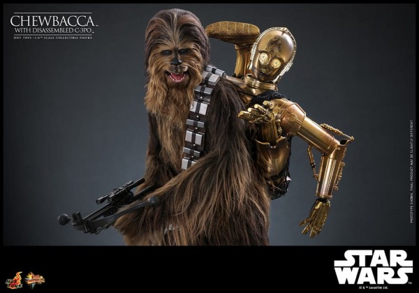 Star Wars Episode V Movie Masterpiece Actionfigur 1/6 Chewbacca with Disassembled C-3PO 36 cm