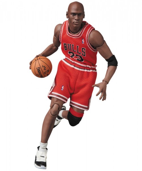 NBA MAFEX Action Figure Michael Jordan (Chicago Bulls) 17 cm