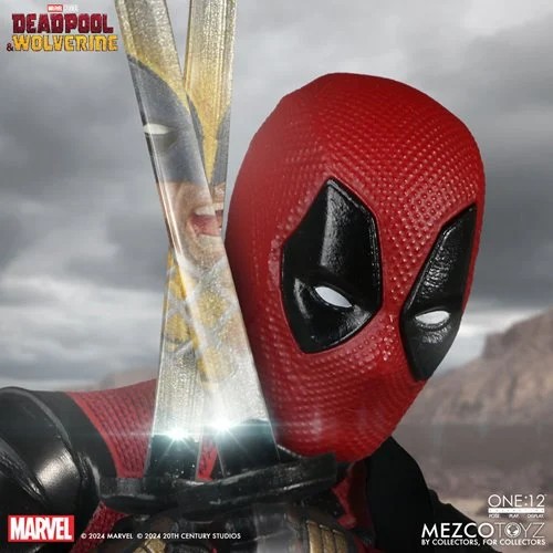 Deadpool & Wolverine: Deadpool Deluxe Edition One:12 Collective Action Figure