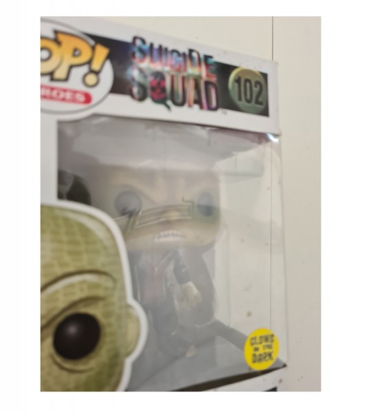 B-Ware Suicide Squad POP! Heroes Vinyl Figur Killer Croc Glow In The Dark 9 cm - schmutzige Verp.