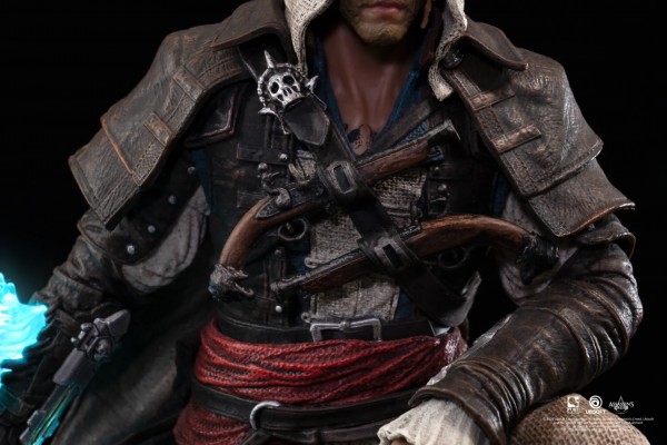 Assassin's Creed Black Flag Resynced Animus Edward Kenway 1/8 Scale Statue