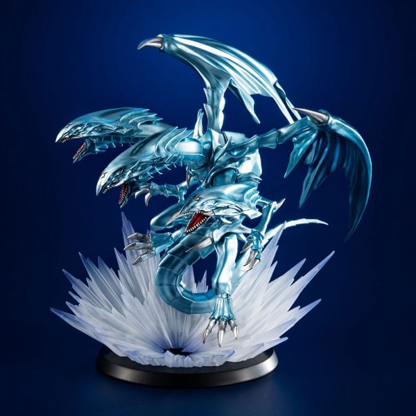 Yu-Gi-Oh! Duel Monsters Monsters Chronicle PVC Statue Blue Eyes Ultimate Dragon 14 cm