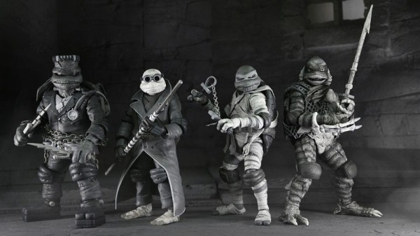 Universal Monsters x Teenage Mutant Ninja Turtles Actionfiguren 4er-Pack Turtles Black &amp; White 18 cm