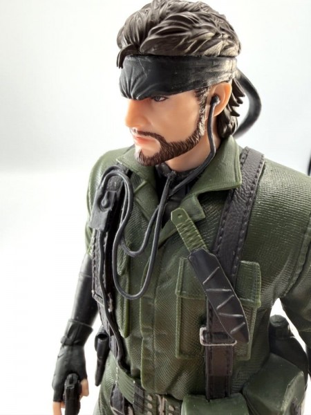 Metal Gear Solid: Snake Eater PVC Figur Naked Snake 20 cm