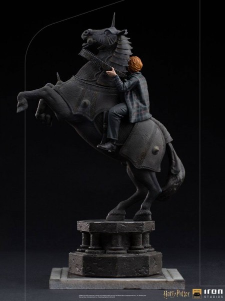 Harry Potter Art Scale Statue 1/10 Ron Weasley at the Wizard Chess (Deluxe)