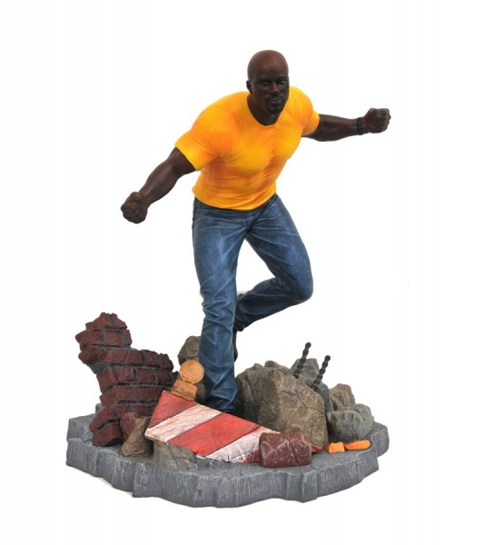 B-item Defenders Gallery Statue Luke Cage (Netflix TV Series) - damaged packaging