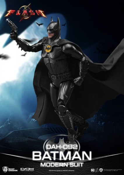 The Flash Dynamic 8ction Heroes Actionfigur 1/9 Batman Modern Suit 24 cm