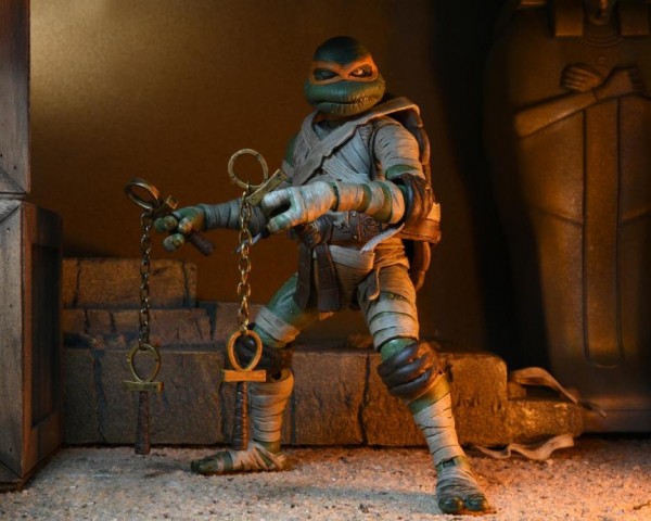 Universal Monsters x TMNT Action Figure Ultimate Michelangelo as The Mummy