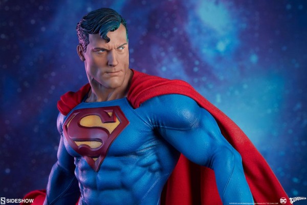 DC Comics Premium Format Figur Superman 66 cm