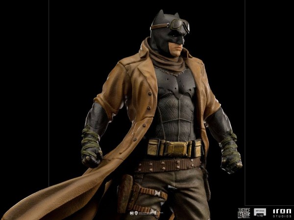 Zack Snyder's Justice League Art Scale Statue 1/10 Knightmare Batman