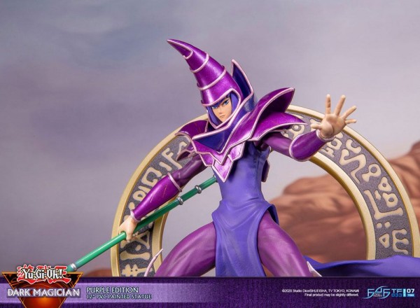 Yu-Gi-Oh! PVC Statue Dark Magician (Purple Version)