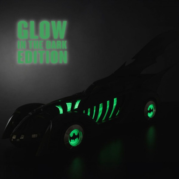 Batman Forever DC Multiverse Fahrzeug Batmobile Glow in the Dark Edition (Gold Label) 79 cm