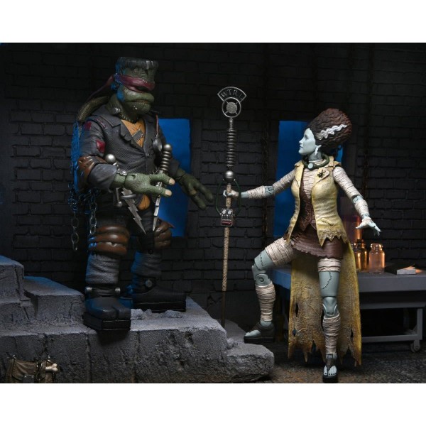 Universal Monsters x TMNT Action Figure Ultimate April O'Neil as The Bride
