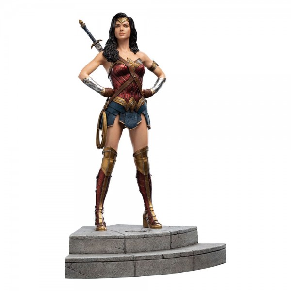 Zack Snyder&#039;s Justice League Statue 1/6 Wonder Woman 37 cm