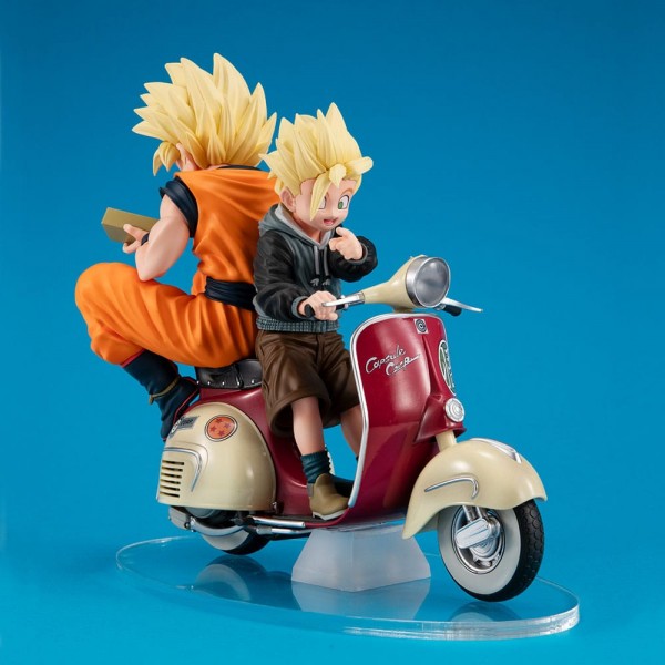 Dragonball Z 05 Desktop Real McCoy PVC Diorama Son Goku & Son Gohan & Motorbike 16 cm