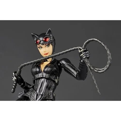 Batman: Arkham Knight Catwoman Revoltech Amazing Yamaguchi Actionfigur