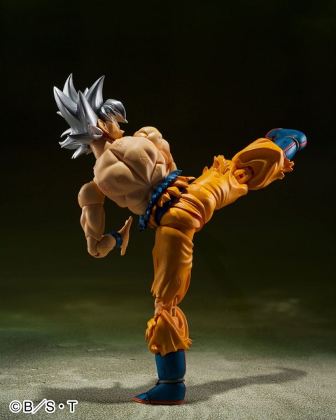 Dragon Ball Super S.H. Figuarts Action Figure Son Goku Ultra Instinct Toyotarou Edition) 14 cm
