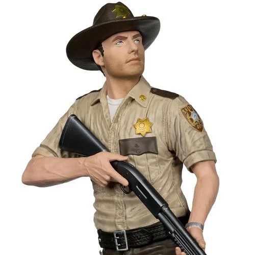 The Walking Dead Rick Grimes 1:8 Scale Posed Figure