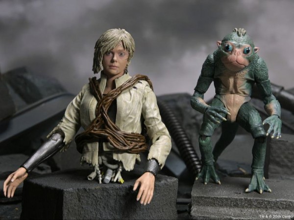 Predator Badlands Thia &amp; Bud Ultimate Action Figure