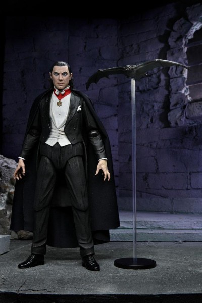 Universal Monsters Action Figure Ultimate Dracula (Transylvania)