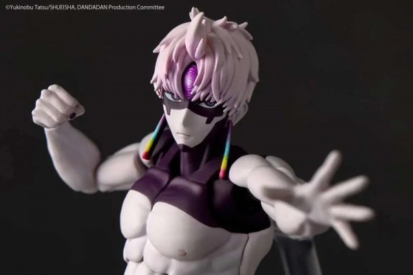 Revoltech Dandadan Jiji Transformed Actionfigur