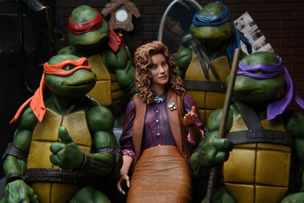 Teenage Mutant Ninja Turtles Action Figure Ultimate April O'Neil (1990 Movie)