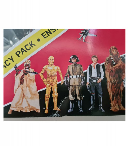 B-Ware Star Wars The Black Series 40th Anniversary Display Diorama mit Darth Vader (15 cm) – Legacy