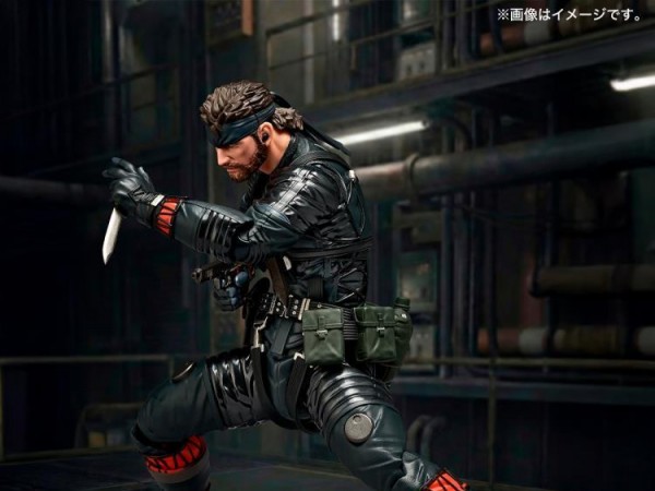 Revoltech A.Y. Metal Gear Solid Delta Naked Snake Sneaking Suit Ver. Actionfigur