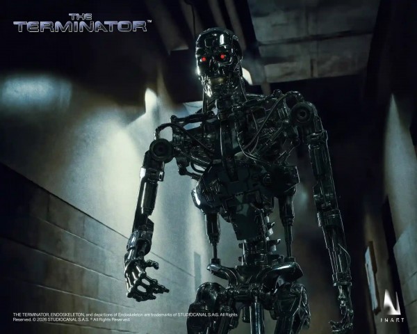 The Terminator T-800 Endoskeleton 1/6 Collectible Figure