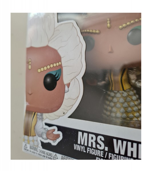 B-Stock A Wrinkle in Time Funko Pop! Vinyl Figure Mrs. Which 397 - Damaged Packaging