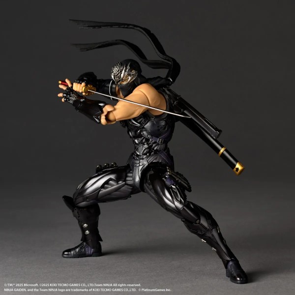 Revoltech Amazing Yamaguchi Ryu Hayabusa Ninja Gaiden 4 Action Figure