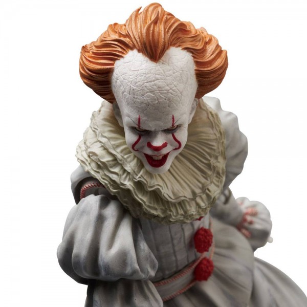 Stephen Kings It MAF EX Actionfigur Pennywise (2017)