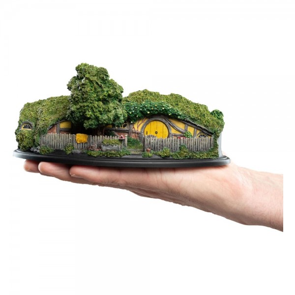 Der Hobbit Statue Hobbit Hole - 25 Gandalf's Cutting 14 cm