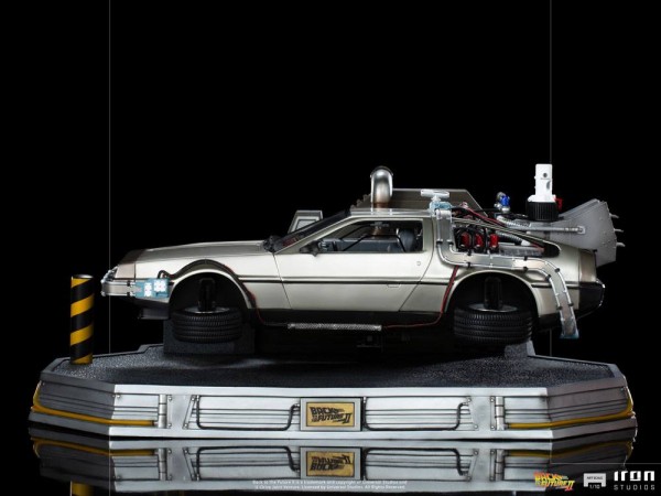 Zurück in die Zukunft II Art Scale Statue 1/10 DeLorean