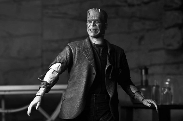 Universal Monsters Ultimate Bride of Frankenstein Actionfigur Frankenstein B&W