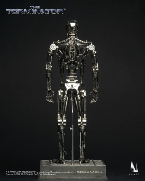 The Terminator T-800 Endoskeleton 1/6 Collectible Figure