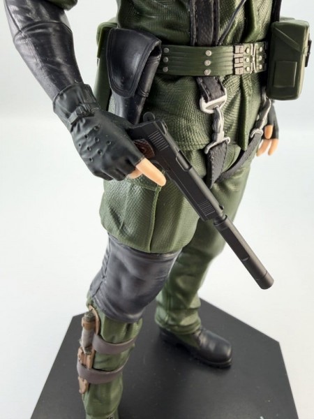 Metal Gear Solid: Snake Eater PVC Figur Naked Snake 20 cm