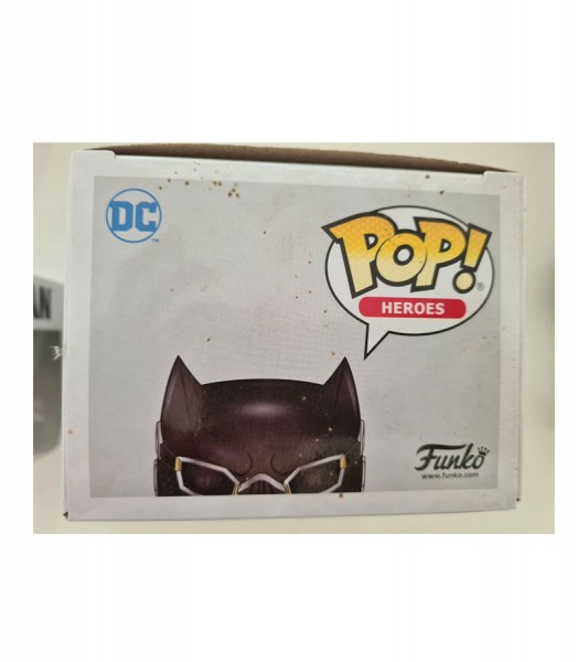 B-Stock Justice League Movie POP! Movies Vinyl Figure: Batman (9 cm) – Soiled Packaging