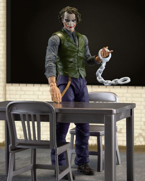 DC Multiverse Actionfigur The Joker (Jail Cell Variant) (The Dark Knight) (Gold Label) 18 cm