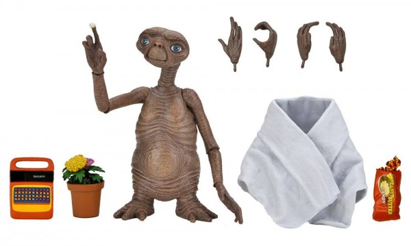 E.T. The Extra-Terrestrial Action Figure Ultimate E.T.