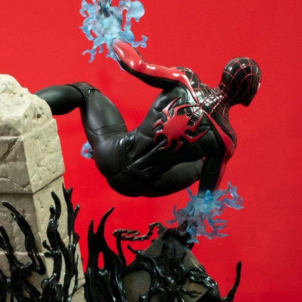 Marvel's Spider-Man 2 Marvel Gallery Deluxe PVC Diorama Miles Morales (Gamerverse) 25 cm
