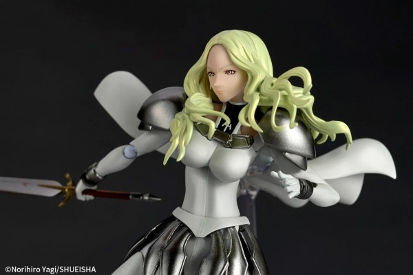 Revoltech Claymore Teresa Actionfigur