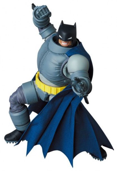 Batman The Dark Knight Returns MAF EX Actionfigur Armored Batman