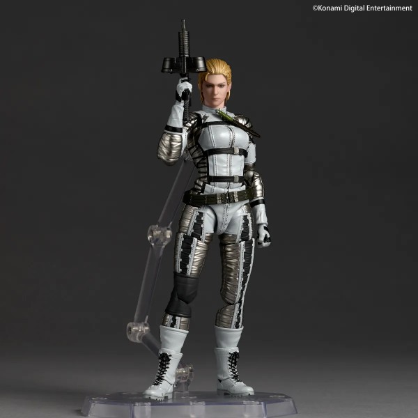 Revoltech A.y. Metal Gear Solid Delta The Boss Action Figure
