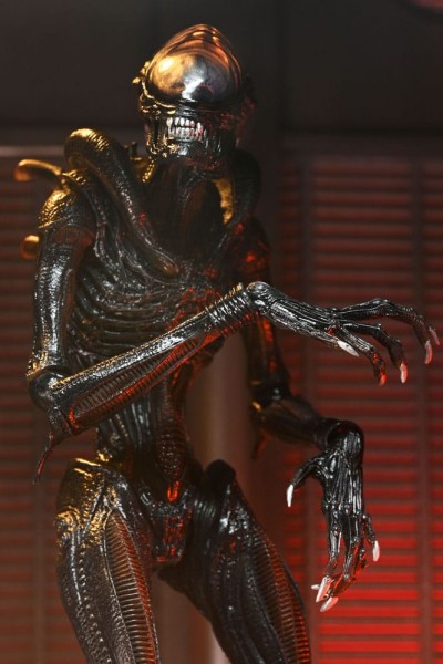 Alien: Romulus Ultimate Action Figure Scorched Xenomorph 18 cm